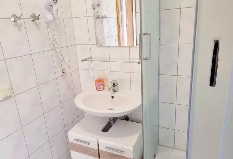 Hotelli Pension Landhaus Teichgraf