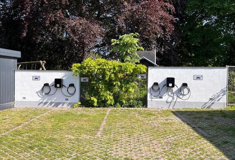 ホテル Pension Ratskeller