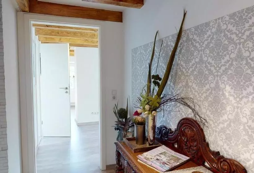 Hotelli Pension Weinsberger Tal