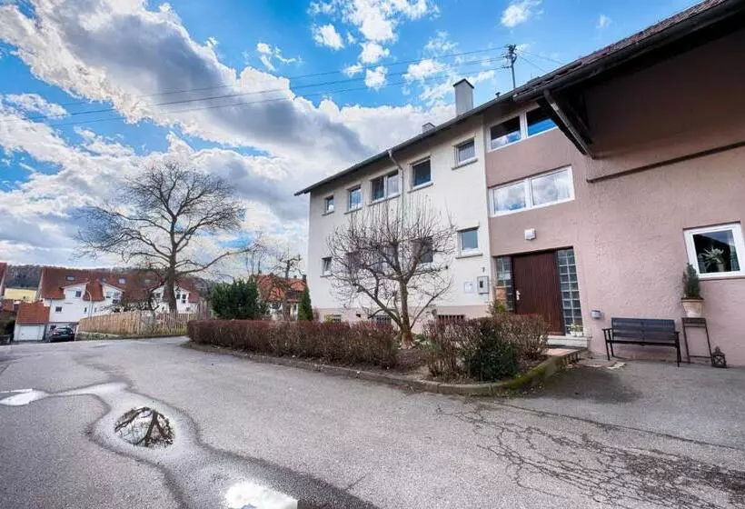 Hotelli Pension Weinsberger Tal