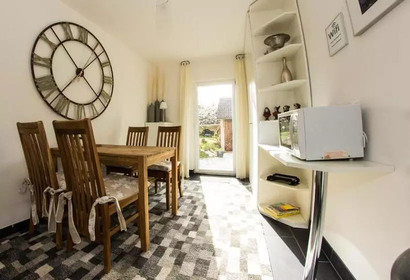 Hotelli Pension Weinsberger Tal