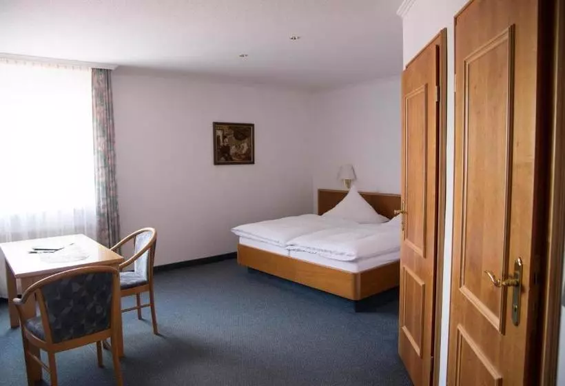 Hotelli Brauereigasthof Adler