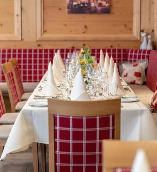 Hotelli Restaurant Sonne
