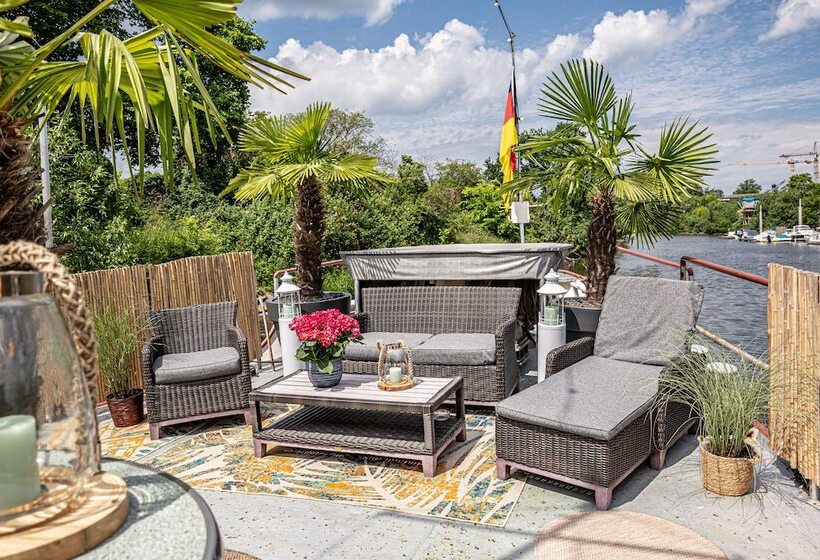 هتل Schiffsherberge Pöppelmann