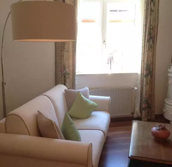 Hotelli Spiegel Garni