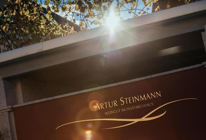 בית מלון כפרי Weingut Pastoriushaus   Artur Steinmann