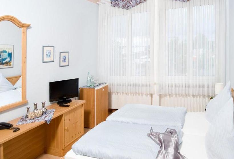 Loum Cityhotel An Der Römermauer