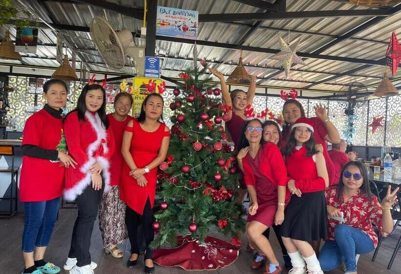 Bed and Breakfast Bkl Happy World