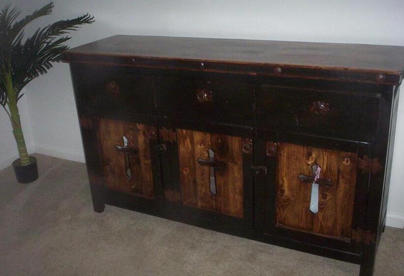 Bed and Breakfast Cozy Creek Inn