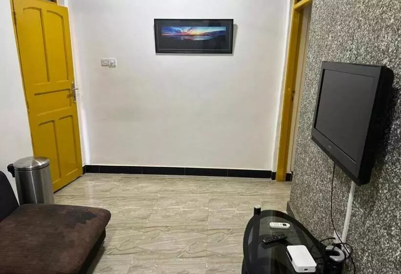 تختخواب و صبحانه Shamanice Lodge
