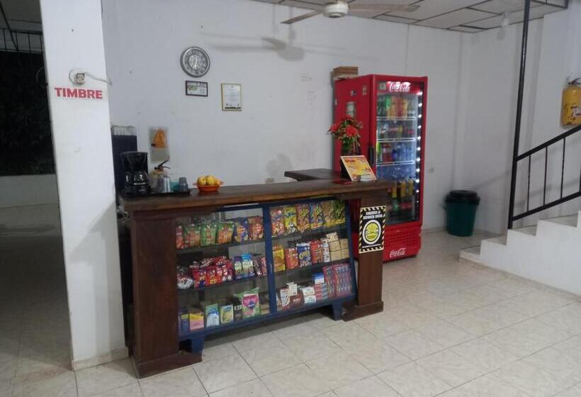 هتل Cacique Mompox