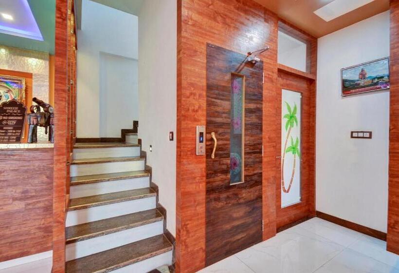 Super Collection O Hotel Shree Ji Palace