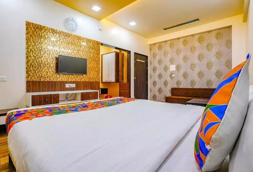 Fabhotel Tanishq