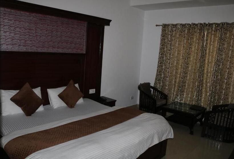 בית מלון כפרי The Abhinandan