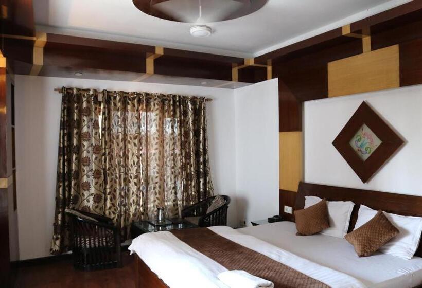 בית מלון כפרי The Abhinandan