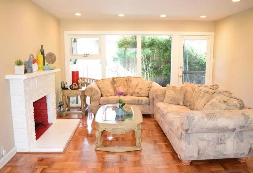 Majatalo Silicon Valley Palo Alto Stanford Prime Location