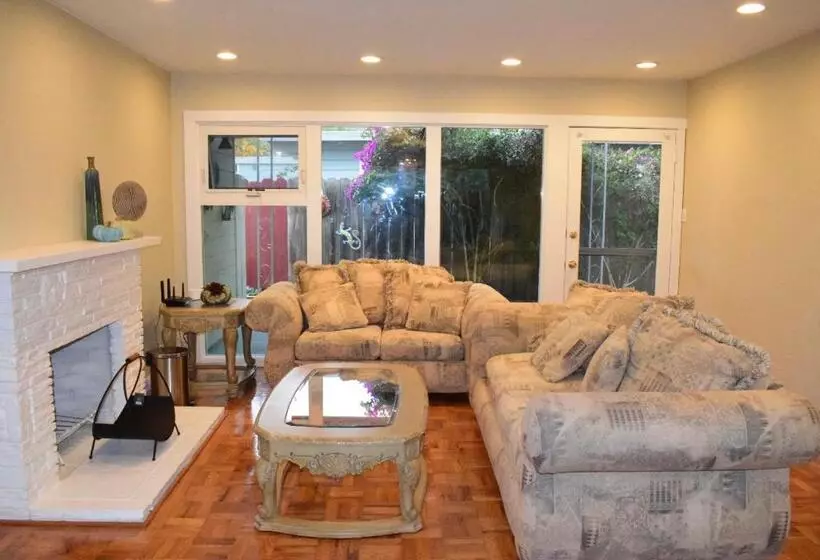 Majatalo Silicon Valley Palo Alto Stanford Prime Location