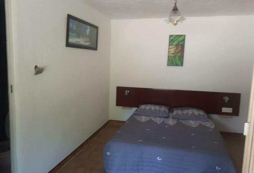 مبيت وإفطار Mas De La Berlusiere