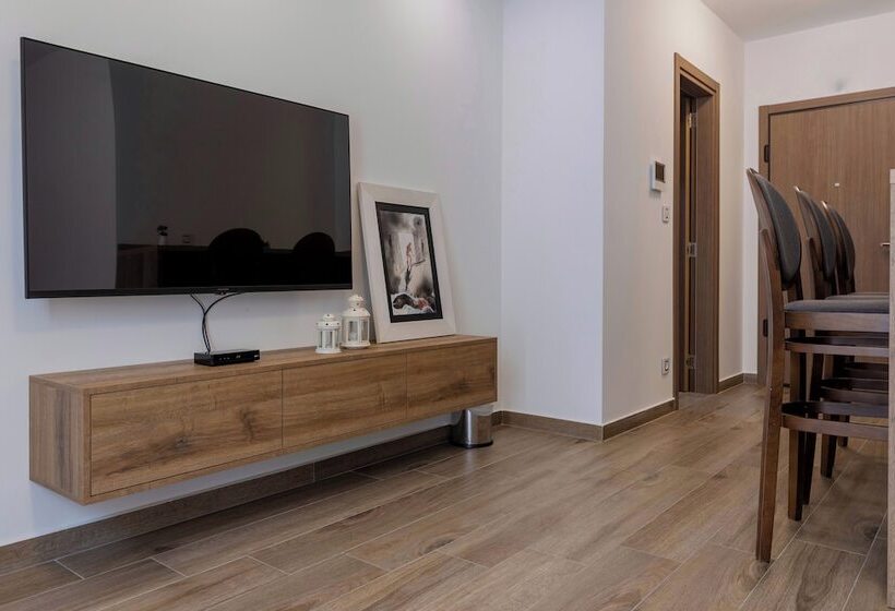 هتل Diplomat By Aycon