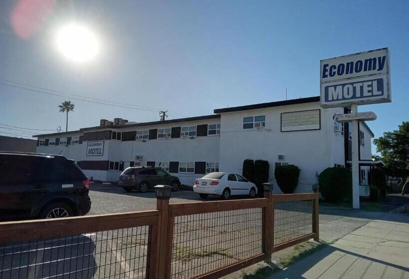 Отель Sierra Motor Lodge   A Sierra Blue