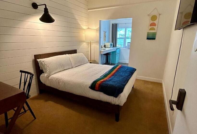 Отель Sierra Motor Lodge   A Sierra Blue