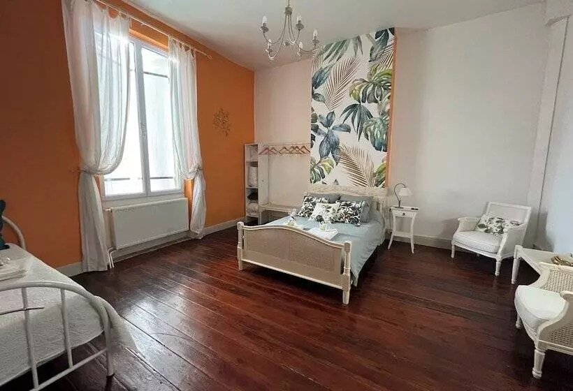 ベッドアンドブレックファースト Domaine De L Ourbise