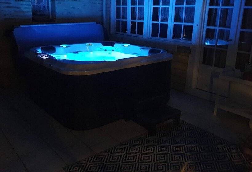 Bed and Breakfast Domaine De L Ourbise