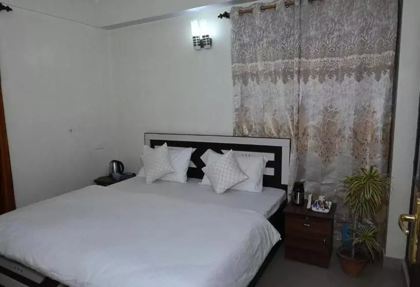 Aamiaismajoitus (B&B) Om Niwas Homestay
