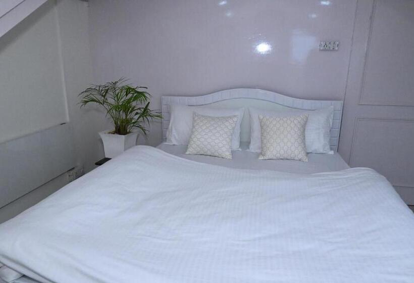 Bed and Breakfast Om Niwas Homestay