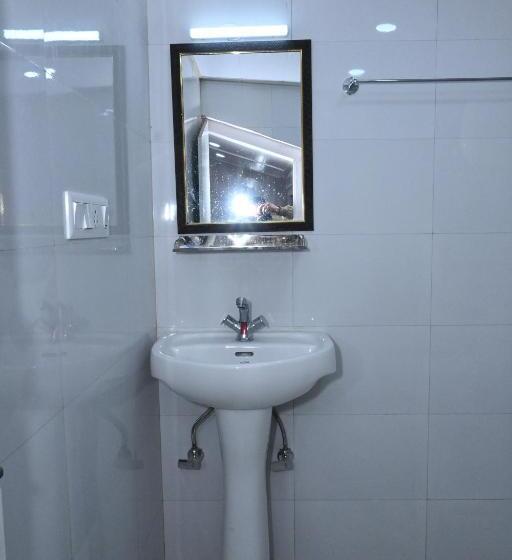 مبيت وإفطار Om Niwas Homestay