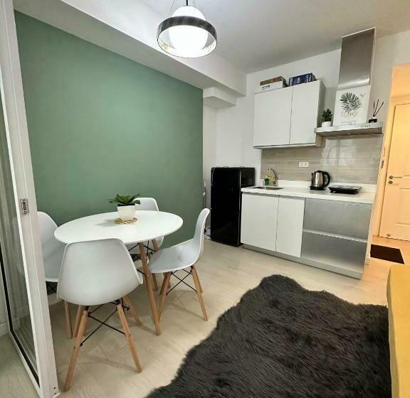 Azure Executive Room Beachview