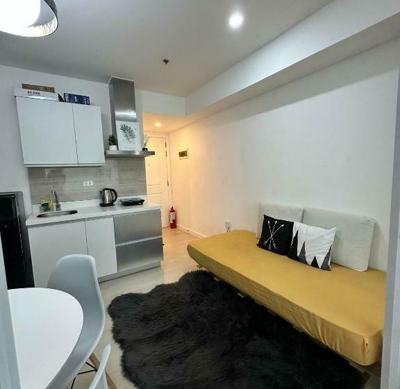 Azure Executive Room Beachview