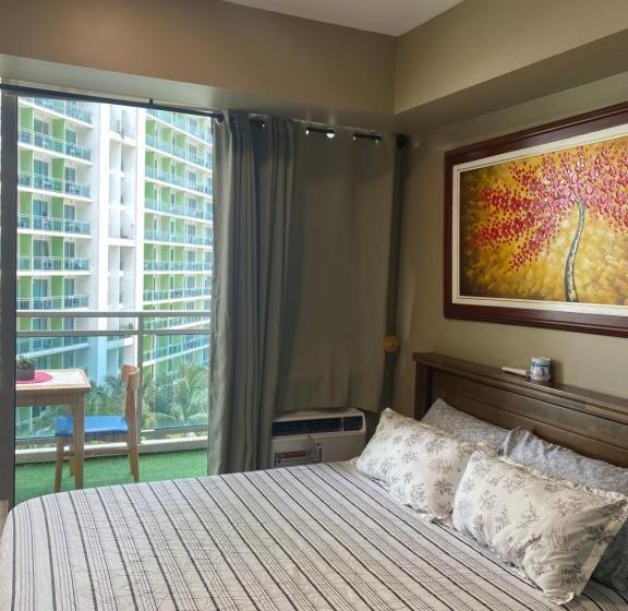 Azure Executive Room Beachview