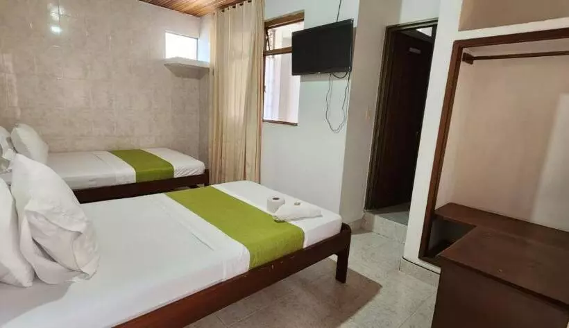 ホテル Luna Verde