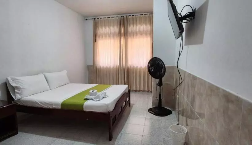 ホテル Luna Verde