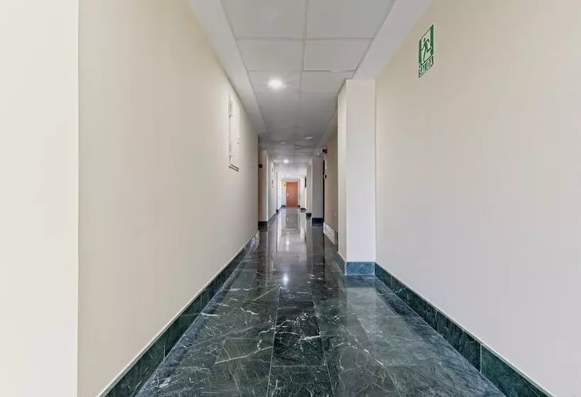 Hotelli Checkin Madrid Móstoles