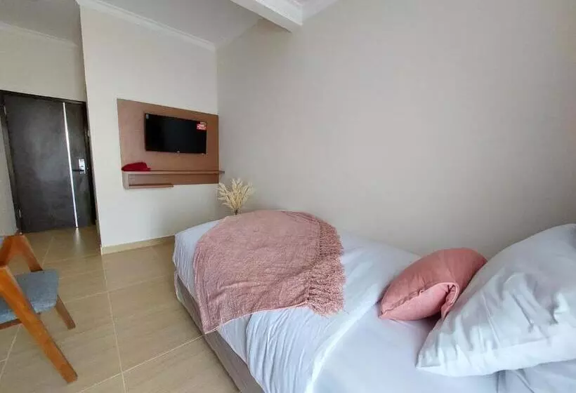 ホテル Nines Residence Balikpapan