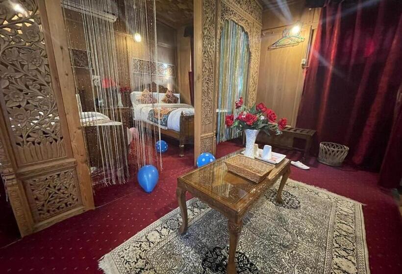 ベッドアンドブレックファースト Houseboat New Mexico