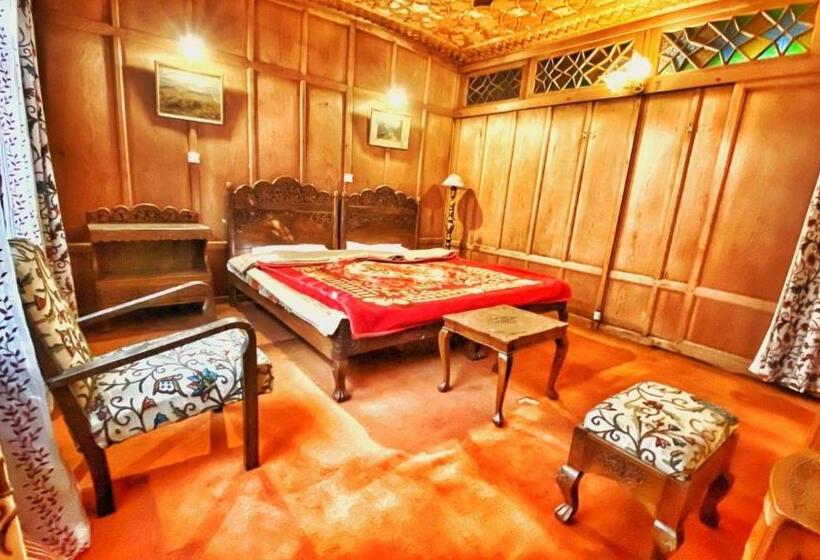 ベッドアンドブレックファースト Houseboat New Mexico