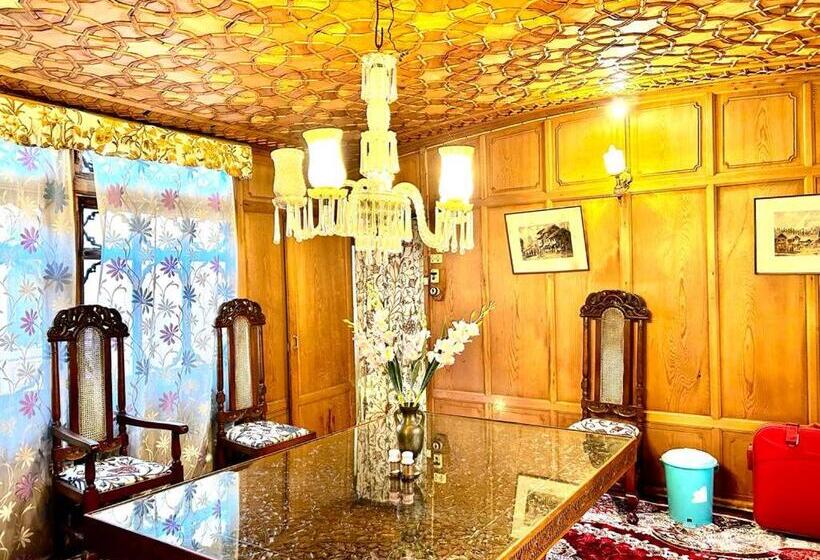 ベッドアンドブレックファースト Houseboat New Mexico