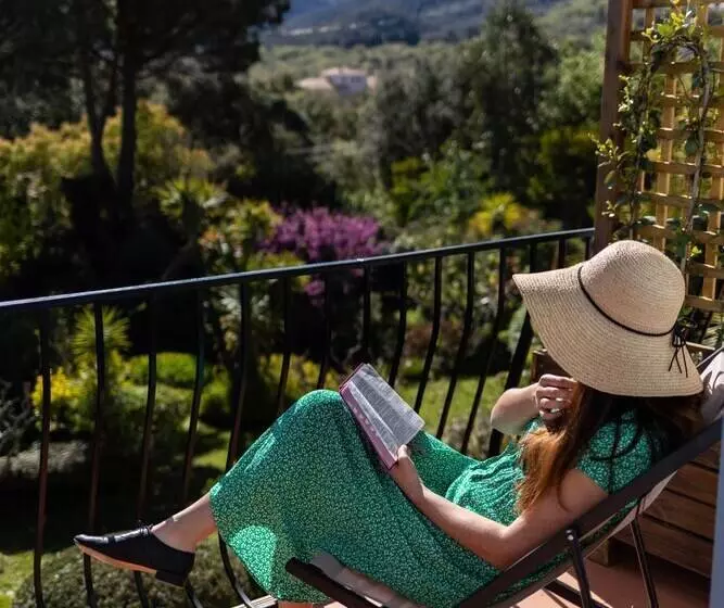 Aamiaismajoitus (B&B) Mas Del Flor