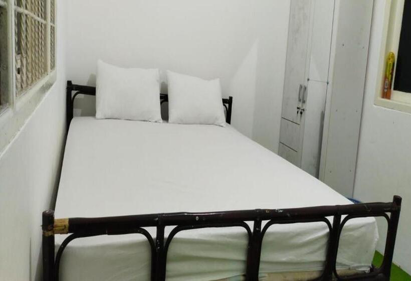 酒店 Spot On 92544 Senja Homestay