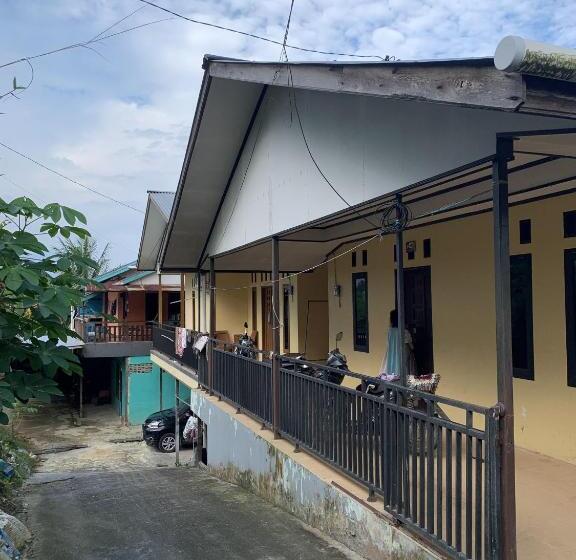 酒店 Spot On 92544 Senja Homestay