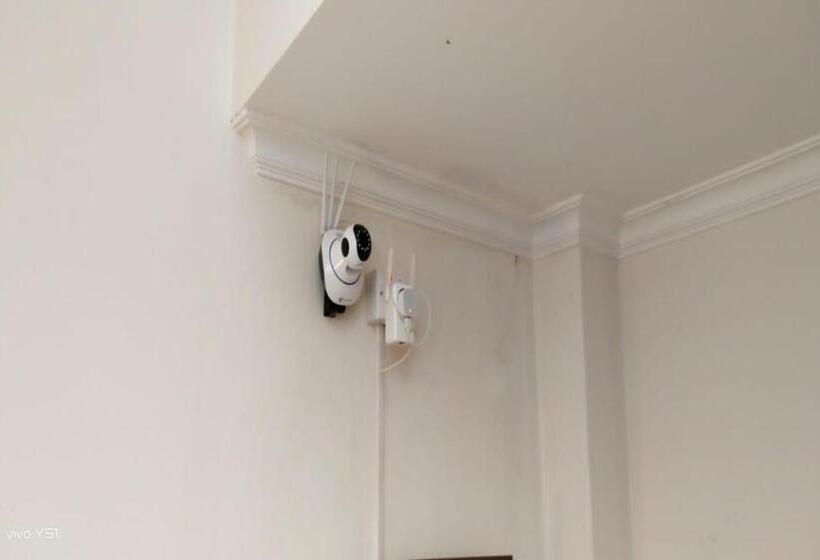 酒店 Spot On 92544 Senja Homestay