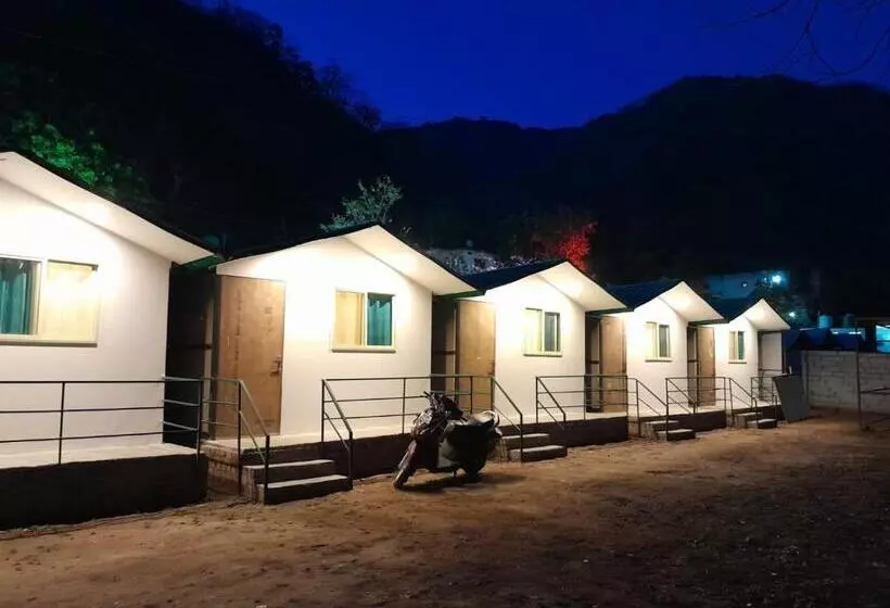 ホテル The Hill Mount Resort Shivpuri