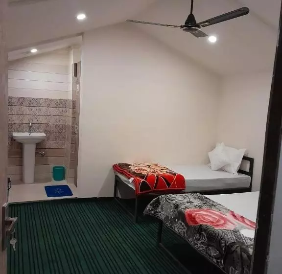 ホテル The Hill Mount Resort Shivpuri