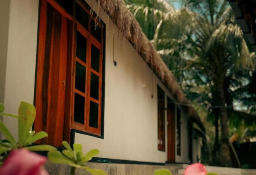 Pensió Bay Surf Hostel