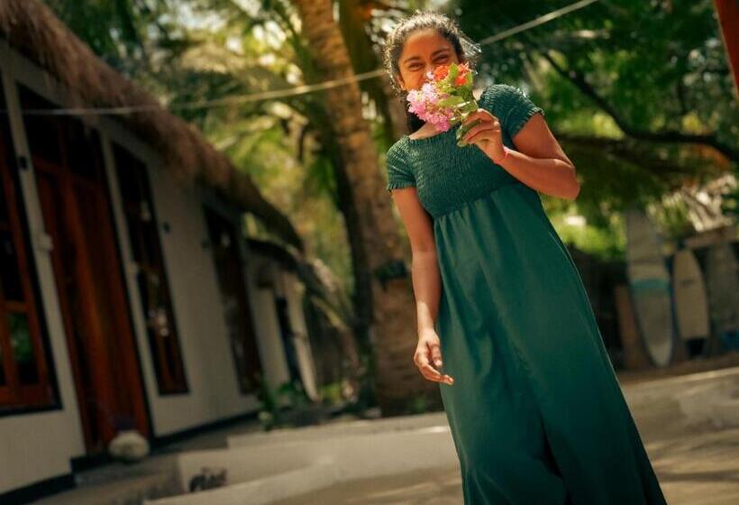 Pensió Bay Surf Hostel