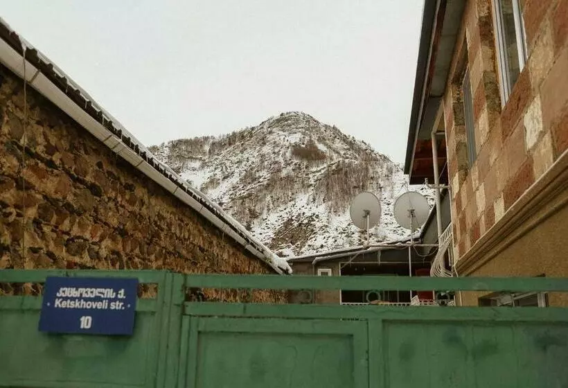 پانسیون Arsenas Guest House