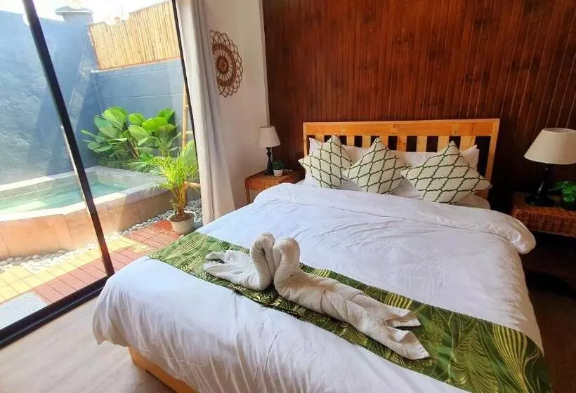 Aamiaismajoitus (B&B) The Farm Shack By Sms Hospitality